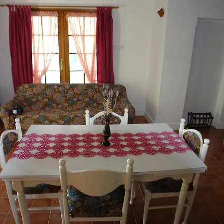 Robinson Karmen Appartement *